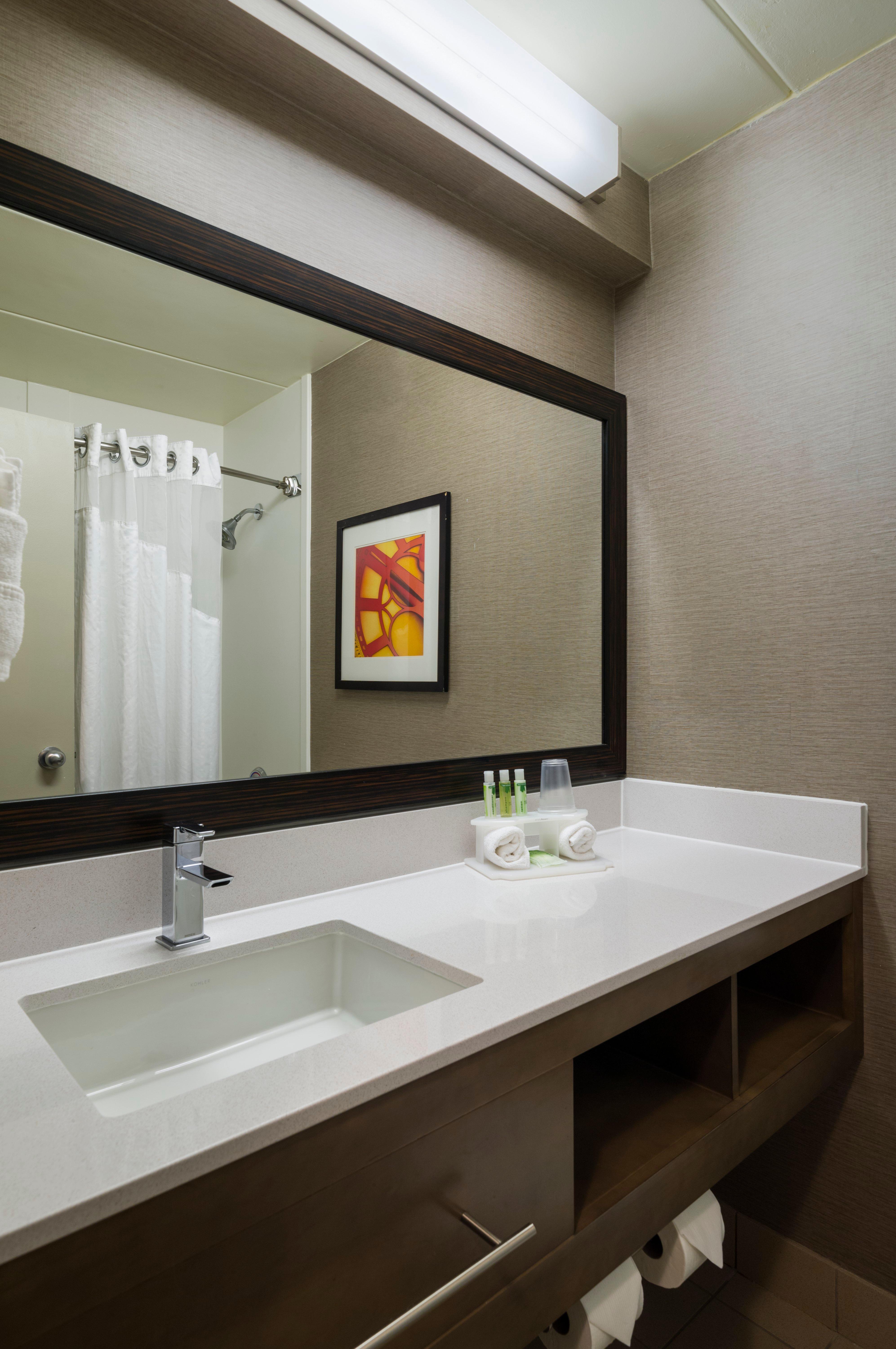 Holiday Inn Express Hotel & Suites Philadelphia - King Of Prussia By Ihg Exterior photo