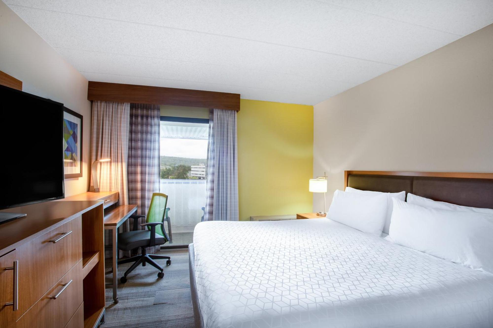 Holiday Inn Express Hotel & Suites Philadelphia - King Of Prussia By Ihg Exterior photo