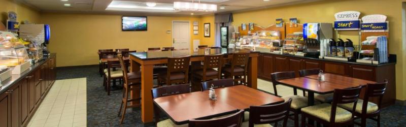 Holiday Inn Express Hotel & Suites Philadelphia - King Of Prussia By Ihg Exterior photo